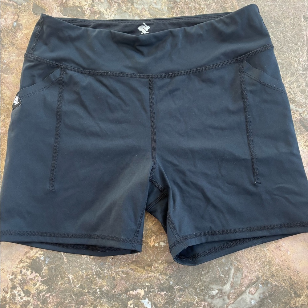 Rabbit Speed Leggy shorts 4”